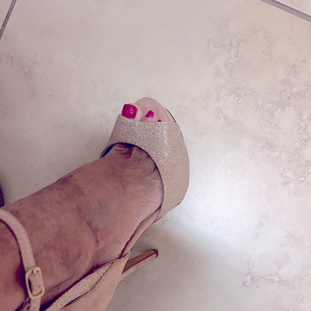 Women Glitter Ankle Strap, size 7 , Taupe